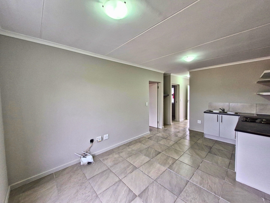 To Let 2 Bedroom Property for Rent in Haasendal Western Cape